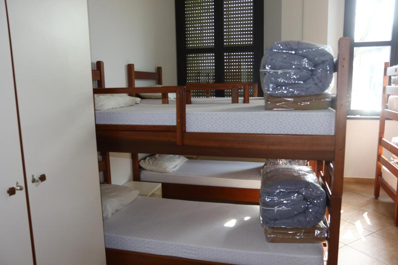 Student'S Hostel Parma Esterno foto