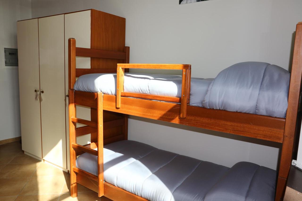 Student'S Hostel Parma Esterno foto